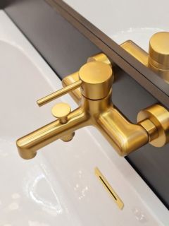 Смеситель для ванны AltroBagno Metropoli 0219 OrSp матовое золото